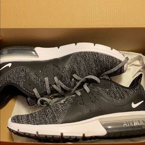 Women's Nike Air Max Sequent 3